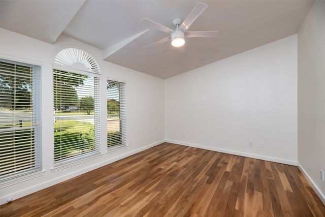 485 Ashley Lane, Roanoke, TX 76262