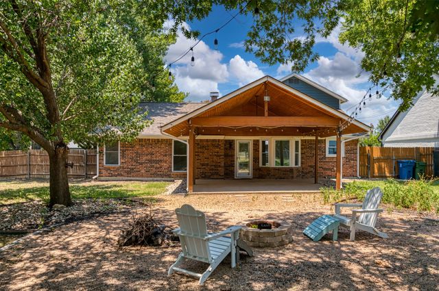 485 Ashley Lane, Roanoke, TX 76262