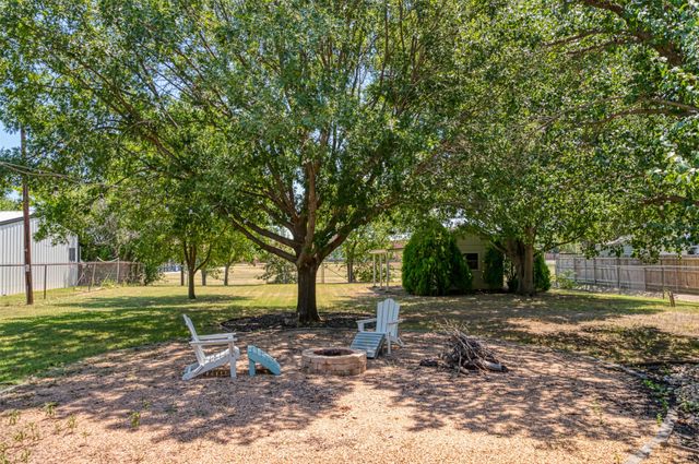 485 Ashley Lane, Roanoke, TX 76262