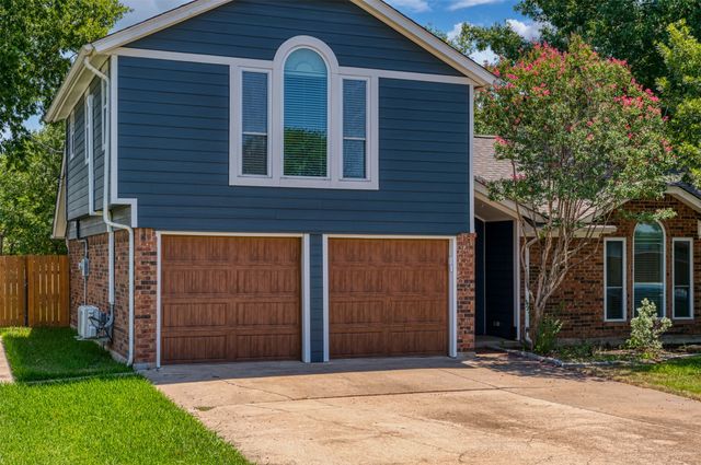 485 Ashley Lane, Roanoke, TX 76262
