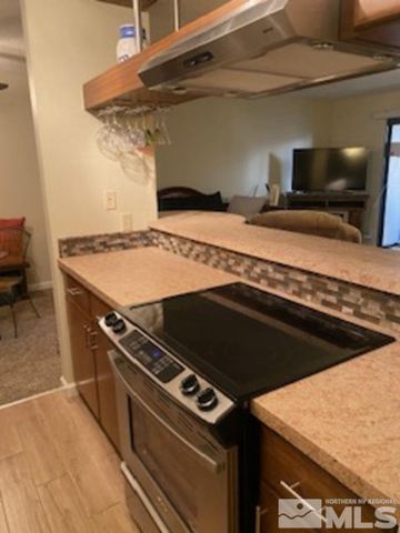 2955 Lakeside Drive Unit 220, Reno, NV 89509