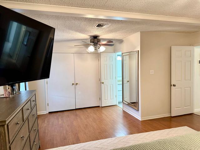 811 Belanger St, Morgan City, LA 70380