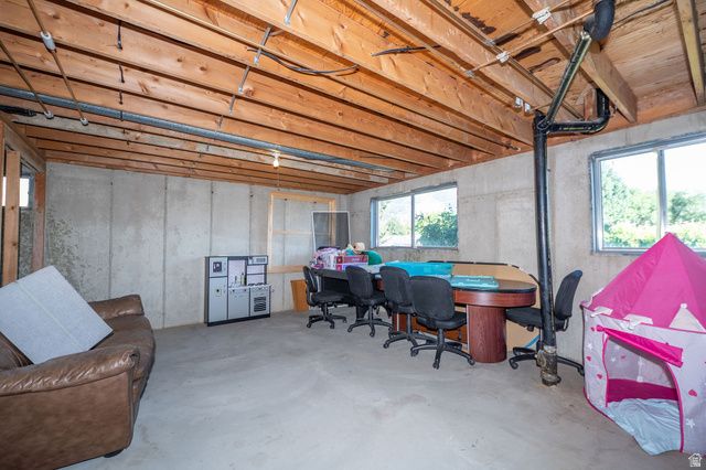 687 E 3125 N, North Ogden, UT 84414