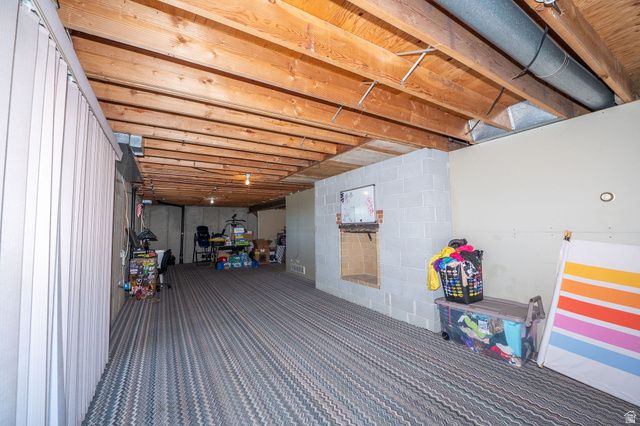 687 E 3125 N, North Ogden, UT 84414
