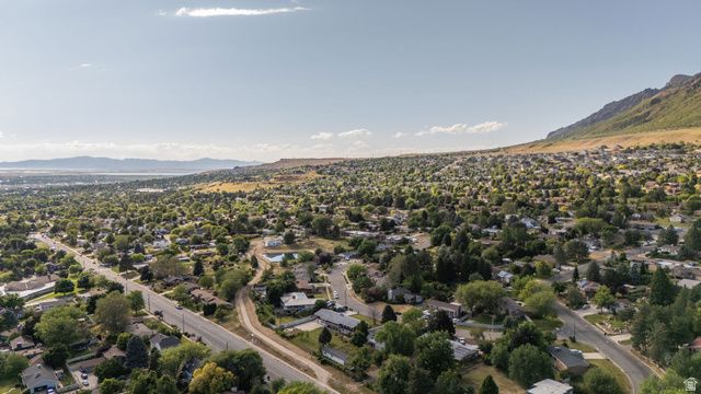 687 E 3125 N, North Ogden, UT 84414