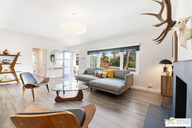 2481 N Cardillo Avenue, Palm Springs, CA 92262