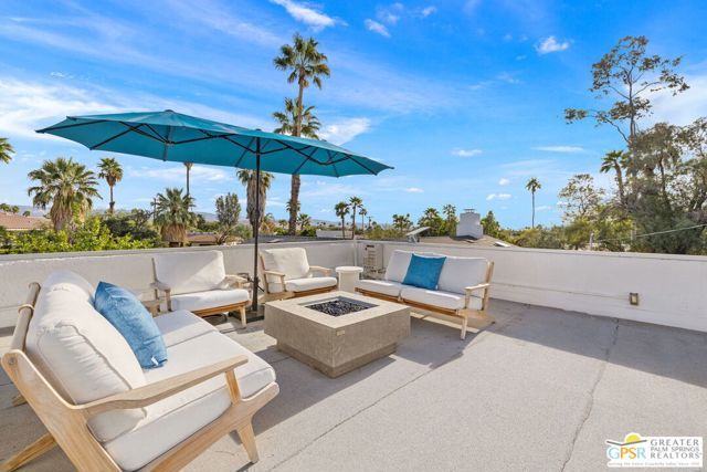 2481 N Cardillo Avenue, Palm Springs, CA 92262