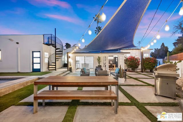 2481 N Cardillo Avenue, Palm Springs, CA 92262