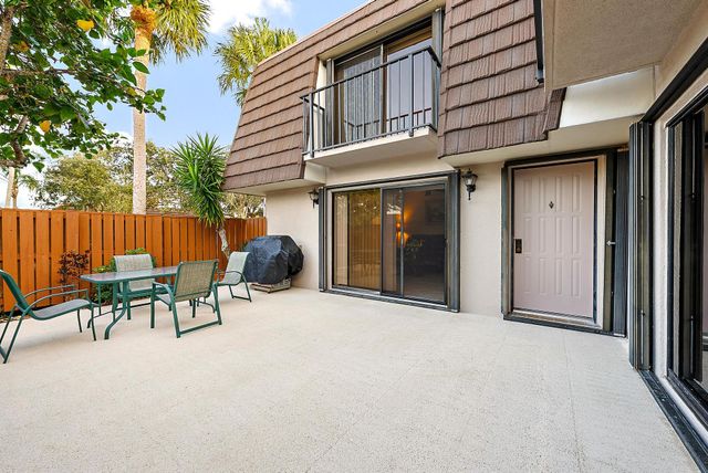 1622 16th Court, Jupiter, FL 33477