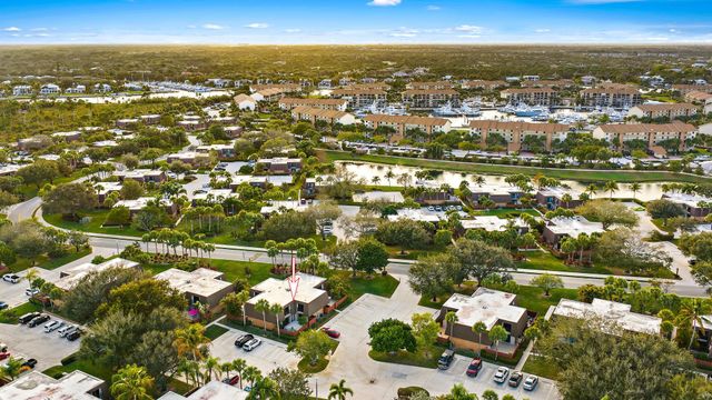 1622 16th Court, Jupiter, FL 33477