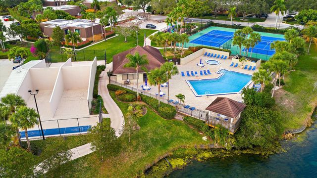 1622 16th Court, Jupiter, FL 33477