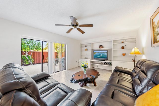 1622 16th Court, Jupiter, FL 33477