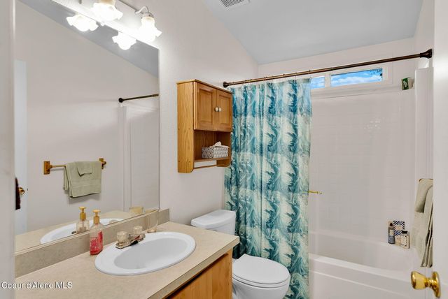 29399 N Clagstone RD, Athol, ID 83801