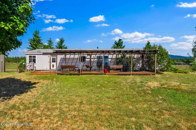 29399 N Clagstone RD, Athol, ID 83801