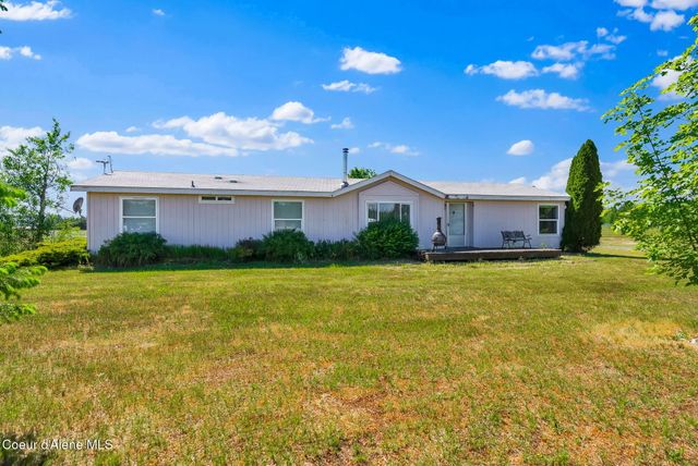 29399 N Clagstone RD, Athol, ID 83801