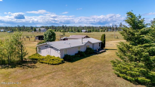 29399 N Clagstone RD, Athol, ID 83801