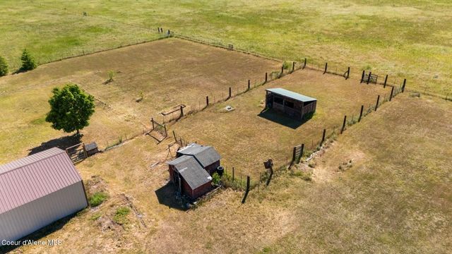 29399 N Clagstone RD, Athol, ID 83801