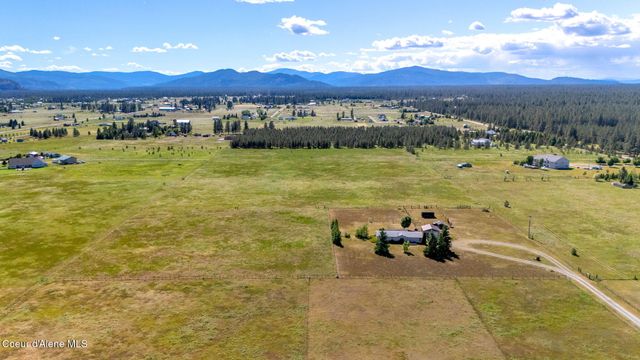29399 N Clagstone RD, Athol, ID 83801