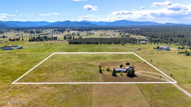 29399 N Clagstone RD, Athol, ID 83801
