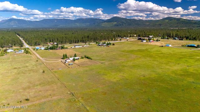 29399 N Clagstone RD, Athol, ID 83801