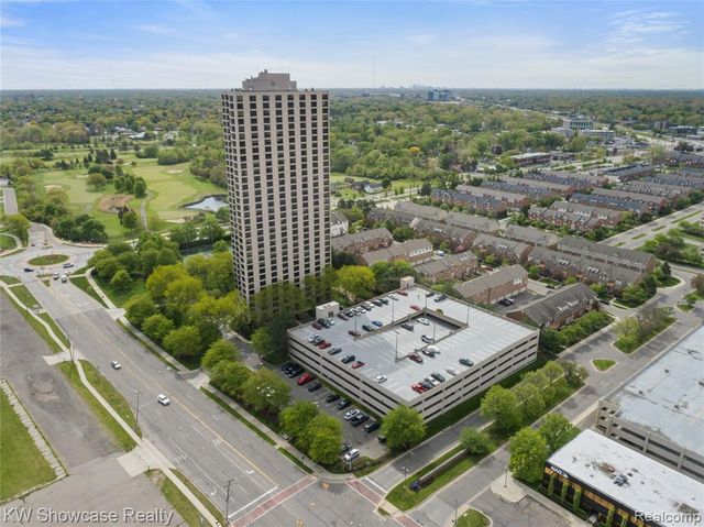 5000 Town Center Center 703, Southfield, MI 48075