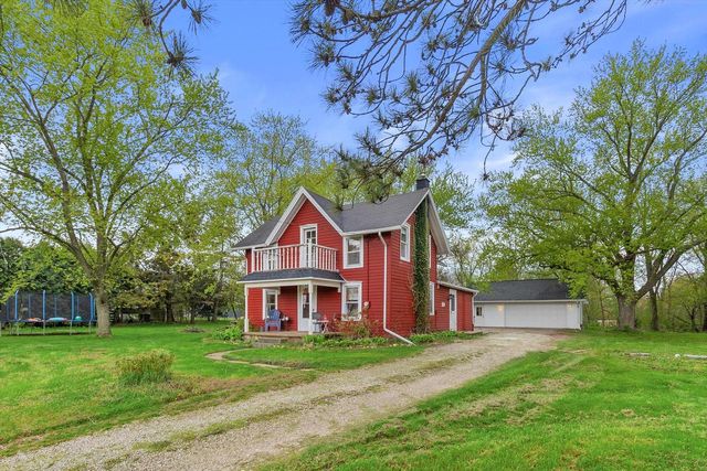 N8809 County Road, East Troy, WI 53120