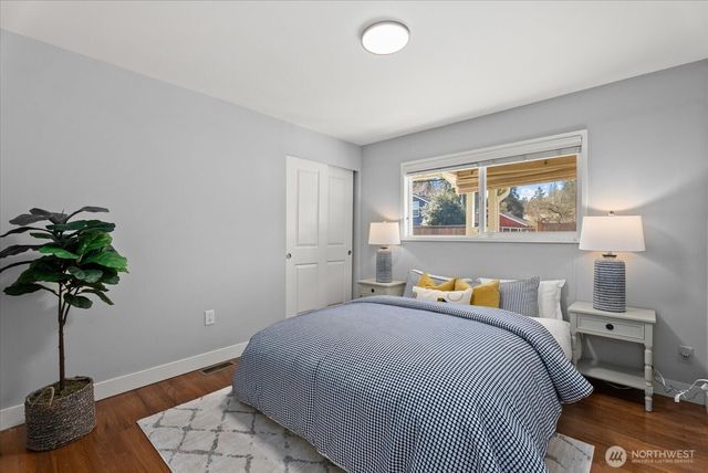 17004 11th Avenue NE, Shoreline, WA 98155