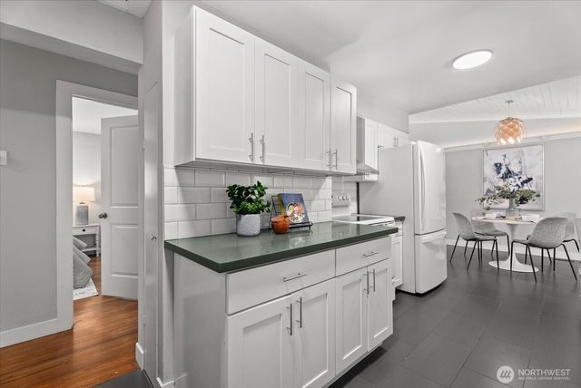 17004 11th Avenue NE, Shoreline, WA 98155