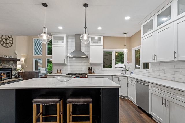 16275 Riley Street, Park Twp, MI 49424