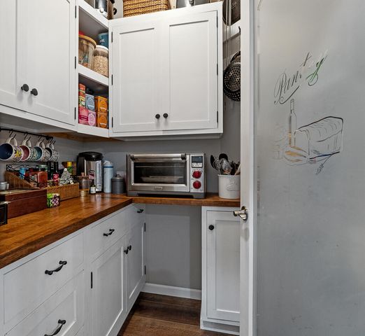16275 Riley Street, Park Twp, MI 49424
