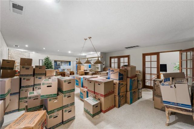 125 Lakeview, Palmdale, CA 93551