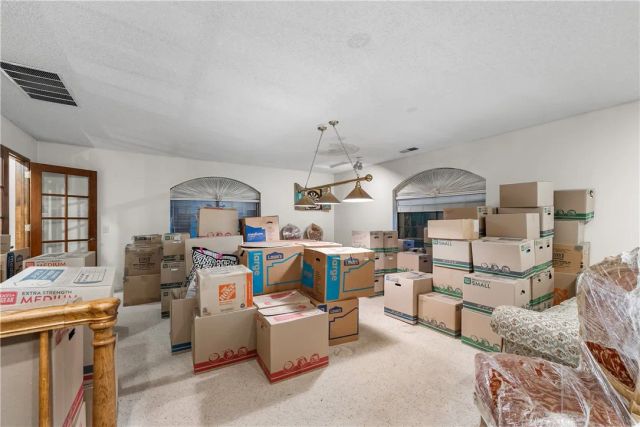 125 Lakeview, Palmdale, CA 93551