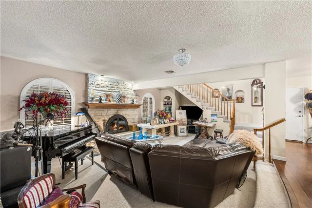 125 Lakeview, Palmdale, CA 93551