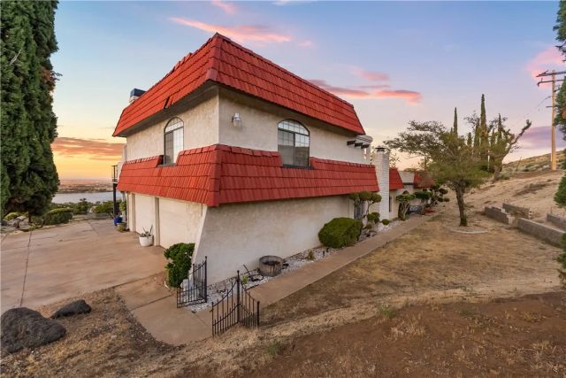 125 Lakeview, Palmdale, CA 93551