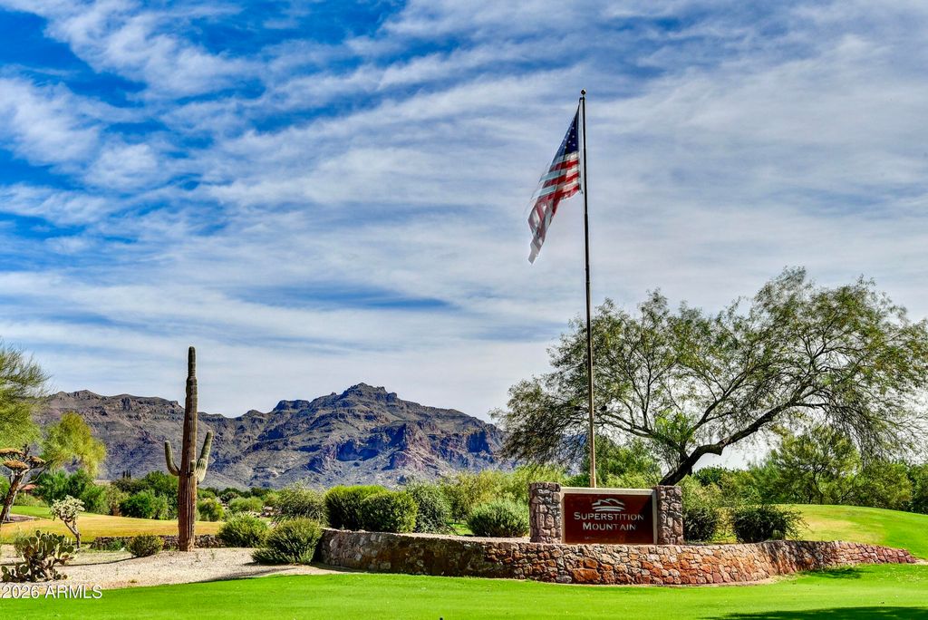 7680 E GOLDEN EAGLE Circle, Gold Canyon, AZ 85118 — photo 2