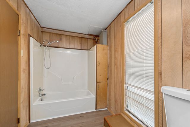 4171 Broken Bow Drive, Lone Oak, TX 75453
