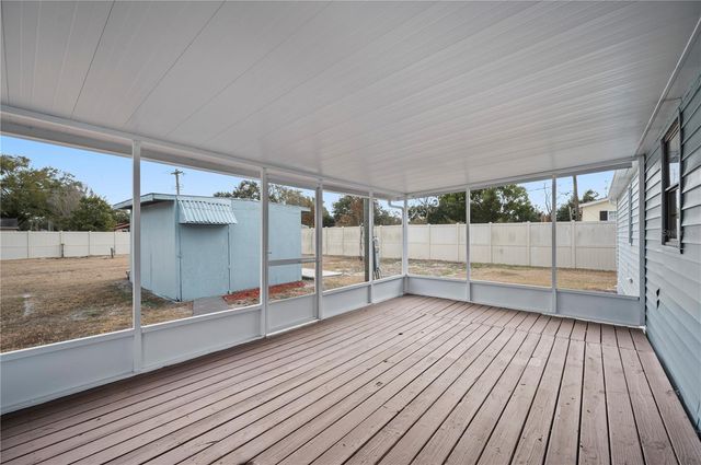 217 CLEARWATER AVENUE, Polk City, FL 33868