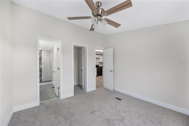 217 CLEARWATER AVENUE, Polk City, FL 33868