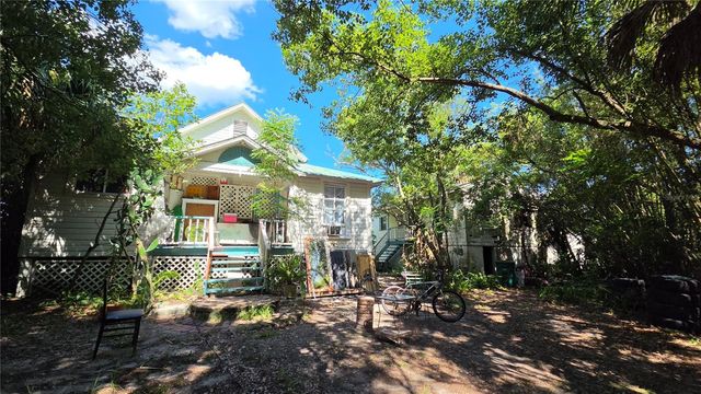 236 N AMELIA AVENUE, Deland, FL 32724