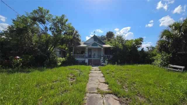 236 N AMELIA AVENUE, Deland, FL 32724