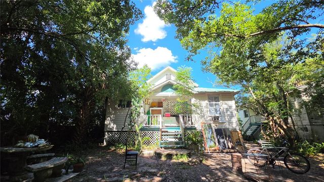 236 N AMELIA AVENUE, Deland, FL 32724