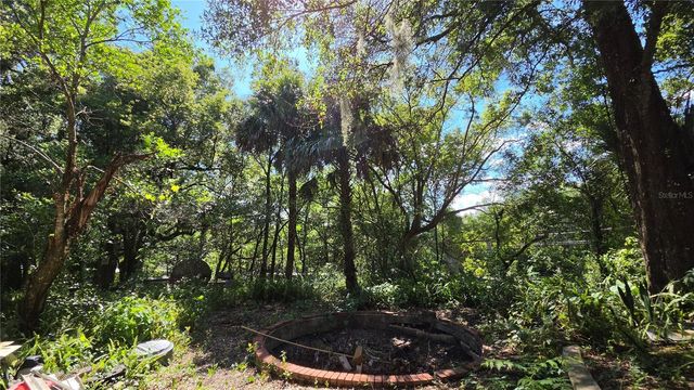 236 N AMELIA AVENUE, Deland, FL 32724