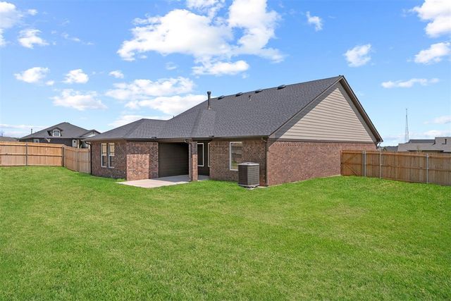 600 Emmy Jean Drive, Blanchard, OK 73010