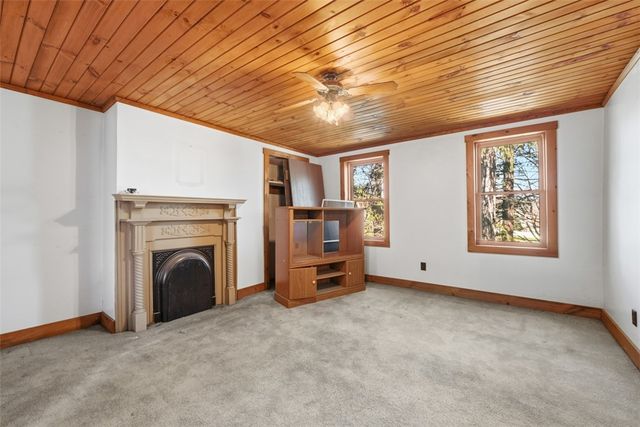 7524 Franklin Rd, Cranberry Twp, PA 16066