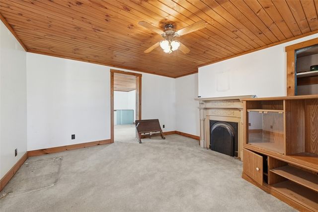 7524 Franklin Rd, Cranberry Twp, PA 16066