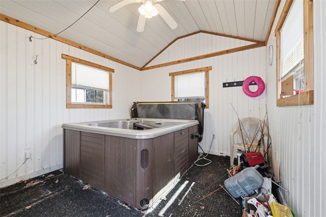 7524 Franklin Rd, Cranberry Twp, PA 16066