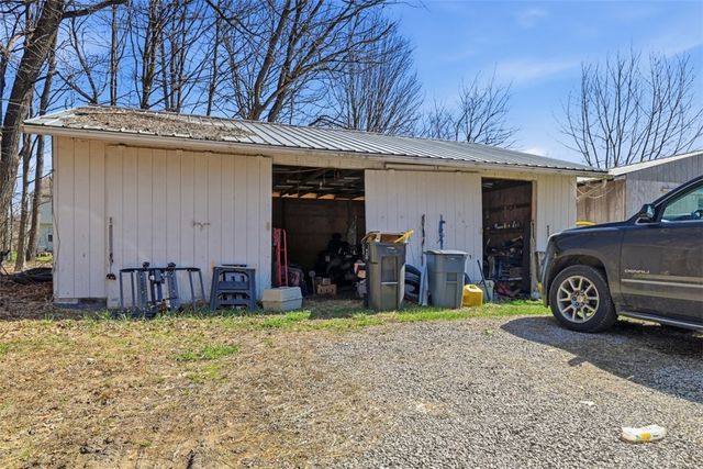 7524 Franklin Rd, Cranberry Twp, PA 16066