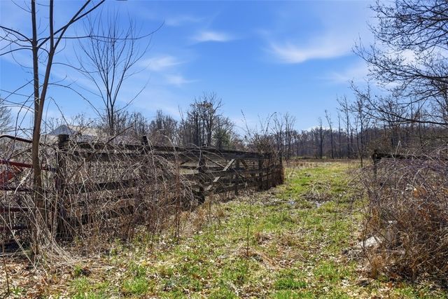 7524 Franklin Rd, Cranberry Twp, PA 16066