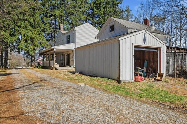 7524 Franklin Rd, Cranberry Twp, PA 16066