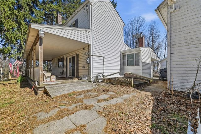 7524 Franklin Rd, Cranberry Twp, PA 16066